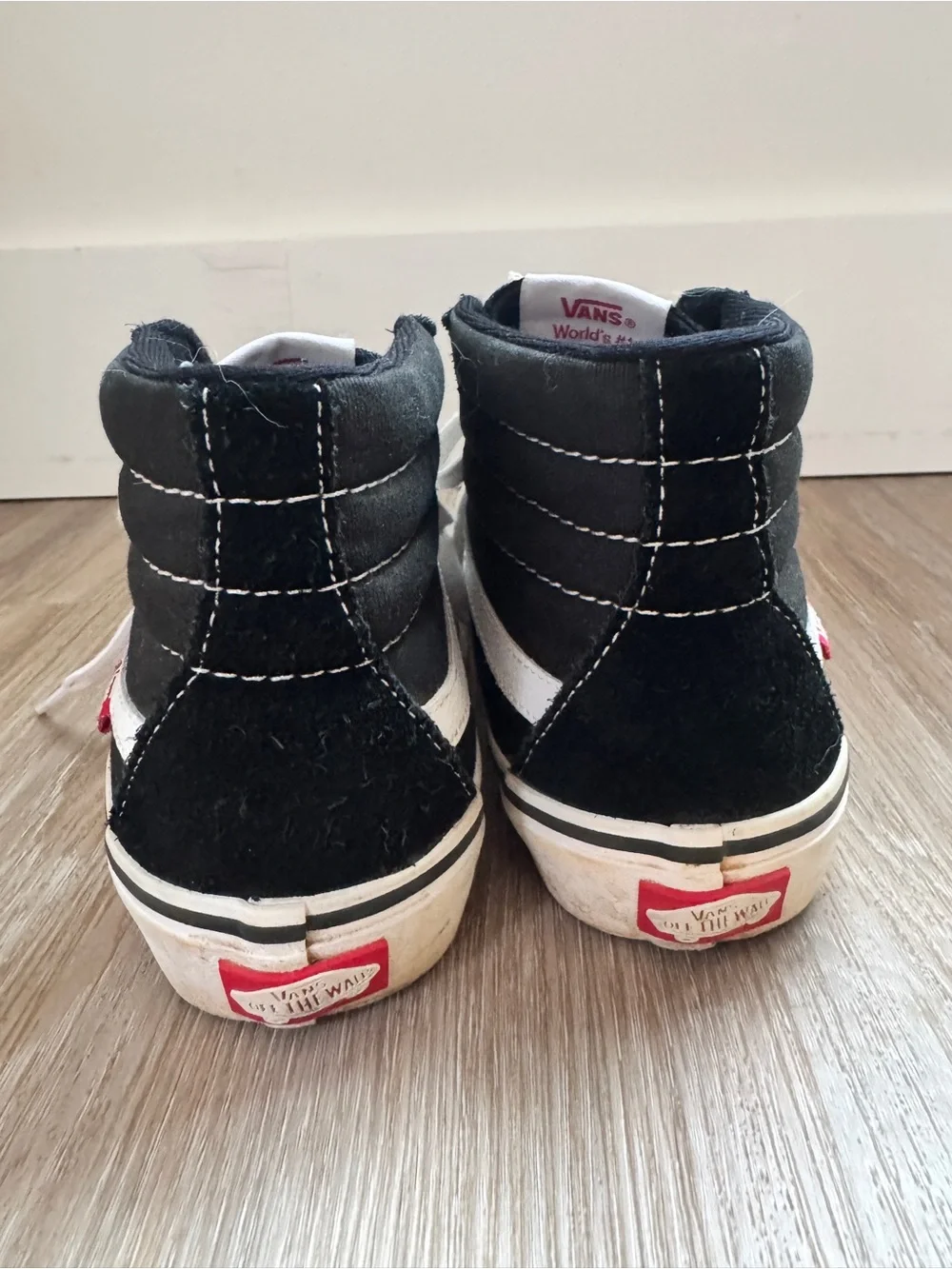 Vans Sk8-Hi Pro Classic Black White High Top Sneakers Men’s 6 Women’s 7.5